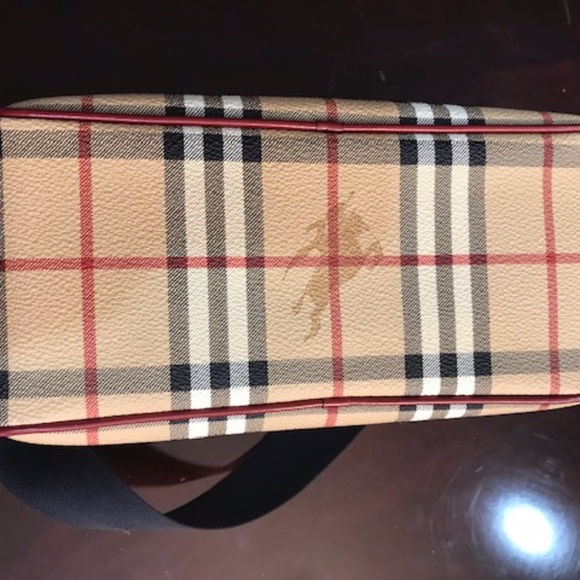 Burberry Shoulder Bag Trimmed in Red - Picture 7 of 7